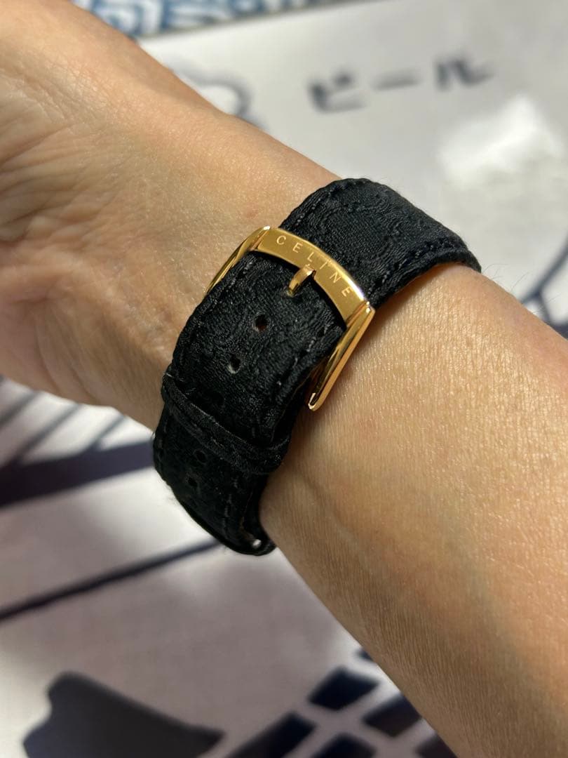 CELINE トリンオフ10ポイントダイヤウォッチです^_^