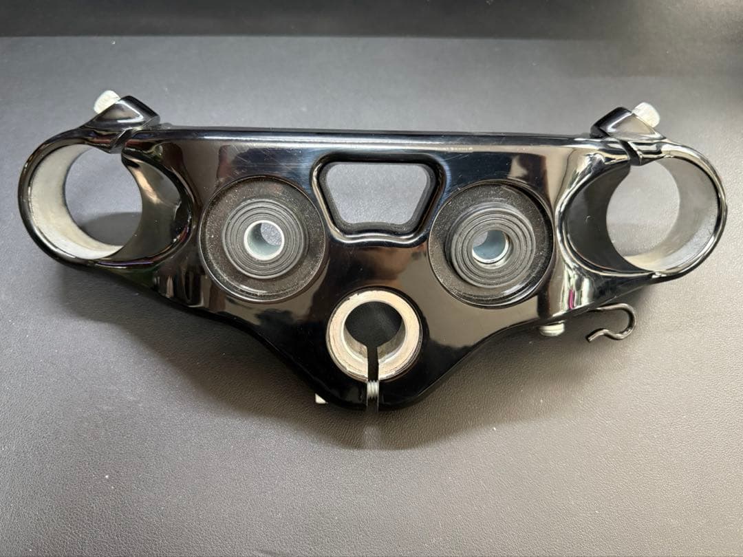 ハーレー　FXBR FXBRS ブレイクアウト　トリプルツリー　ステム