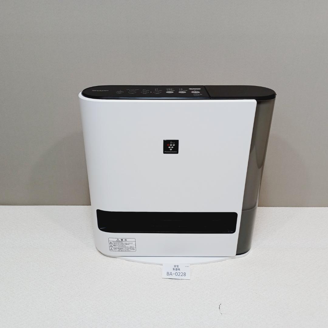 BA0228 シャープ　加湿セラミックヒーター　HX-TK12-W　2024年製