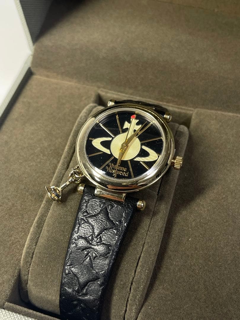 Vivienne Westwoodオーブチャーム 腕時計