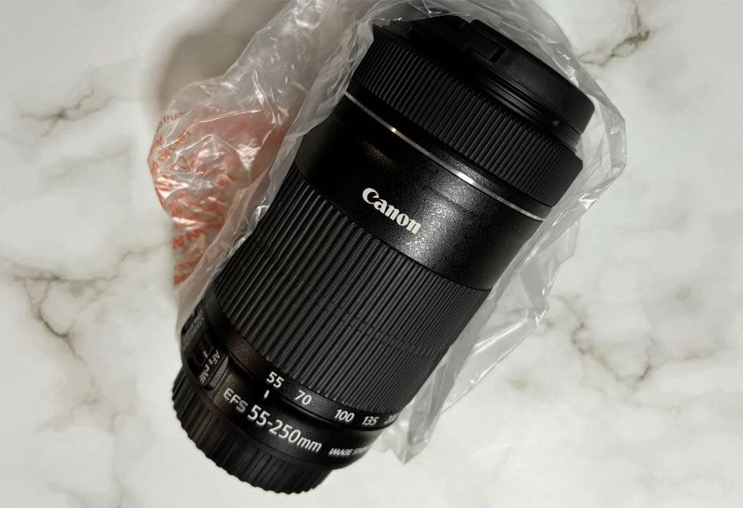 ［Canon］望遠ズームレンズ