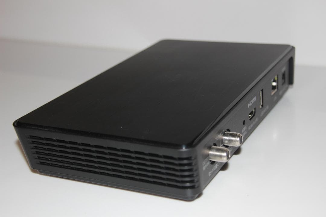 FUNAI 新４K衛星放送　テレビチューナー　FT-4KS10