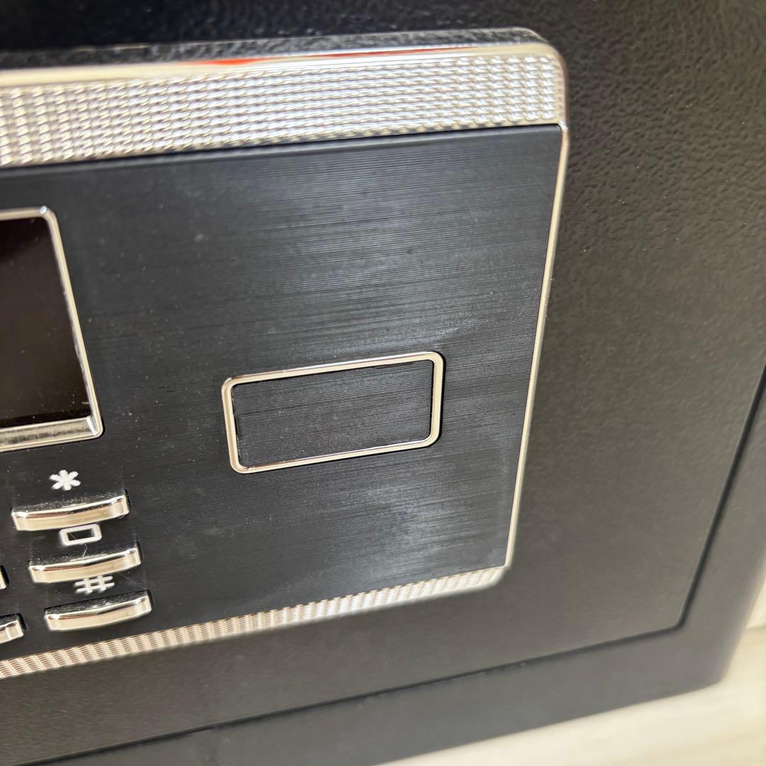 耐火用金庫 大型 家庭用 業務用 テンキー式 25×35×25cm 壁付け対応