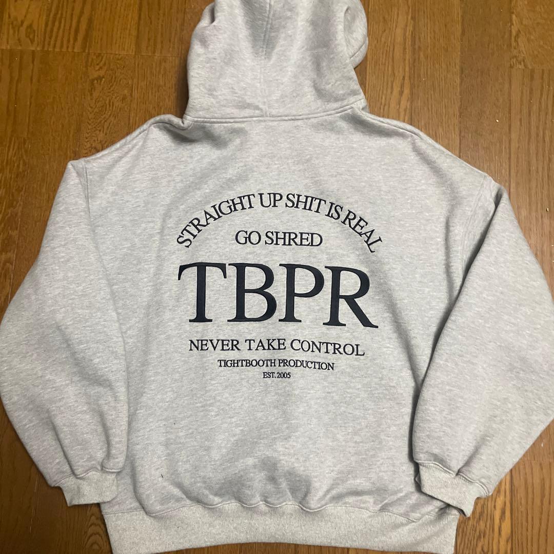 TIGHTBOOTH PRODUCTION ロゴ刺繍 スウェット パーカー