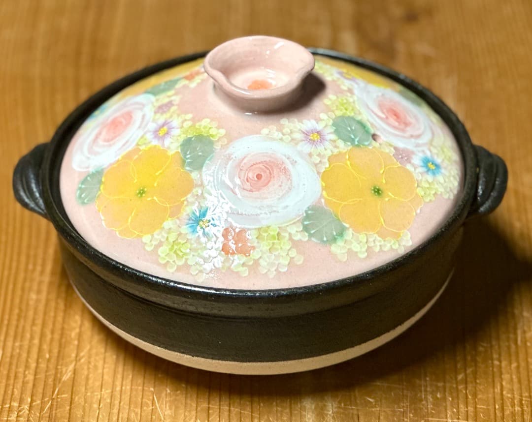 値下げ　新品　工房ゆずりは　９号土鍋　直火専用　間取黄花紋　４〜５人用　萬古焼