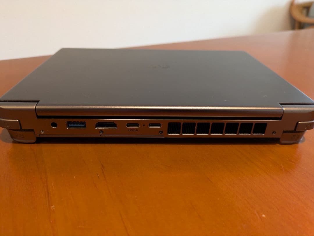 [美品] GPD Win Max2 2022/AMD Ryzen7 6800U