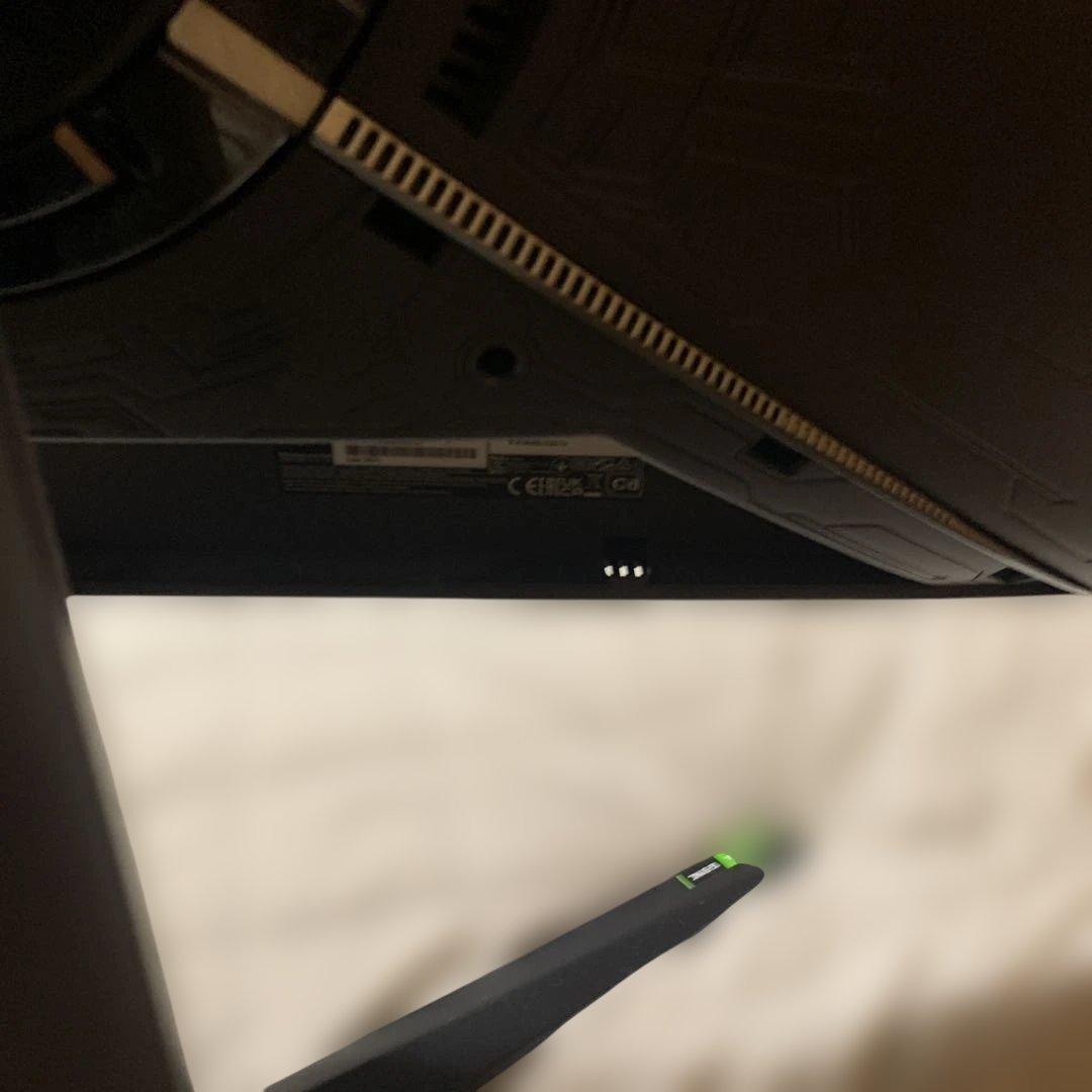 ジャンク品 ROG Strix xg27uq 4kゲーミングモニター 144Hz