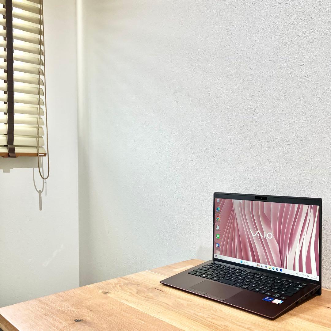 VAIO i7 32GB SSD512GBタッチWindows11ノートパソコン