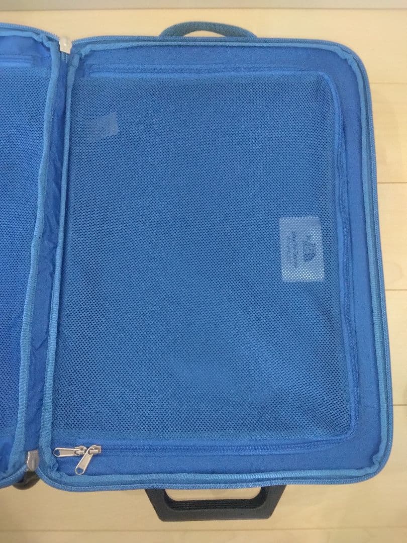 ザ・ノースフェイススーツケース シャトルローラーキャリー機内持ち込みOK