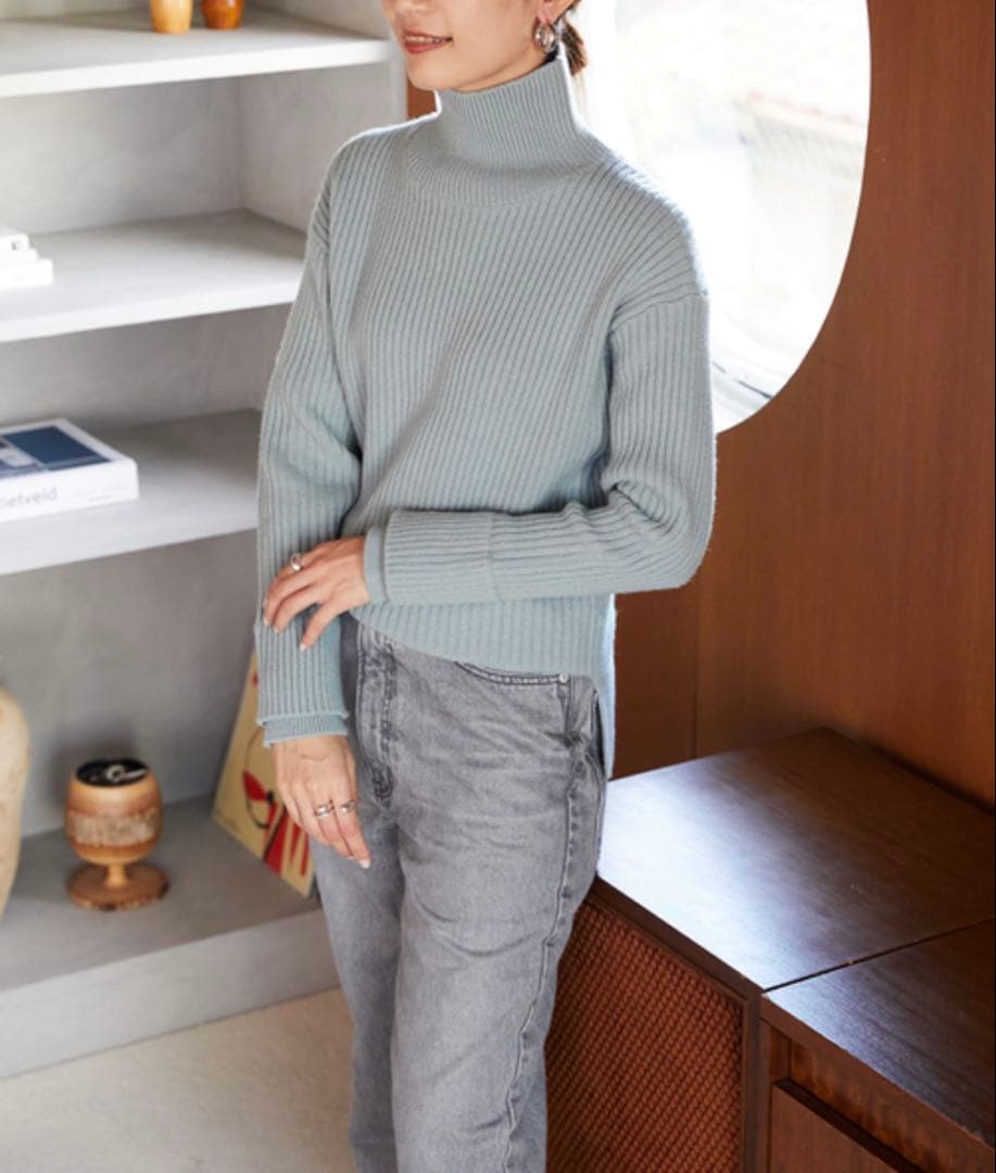 新品未使用完売品vermeil par ienaウールミドルタートルニット