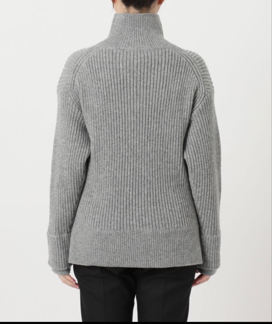 新品未使用完売品vermeil par ienaウールミドルタートルニット