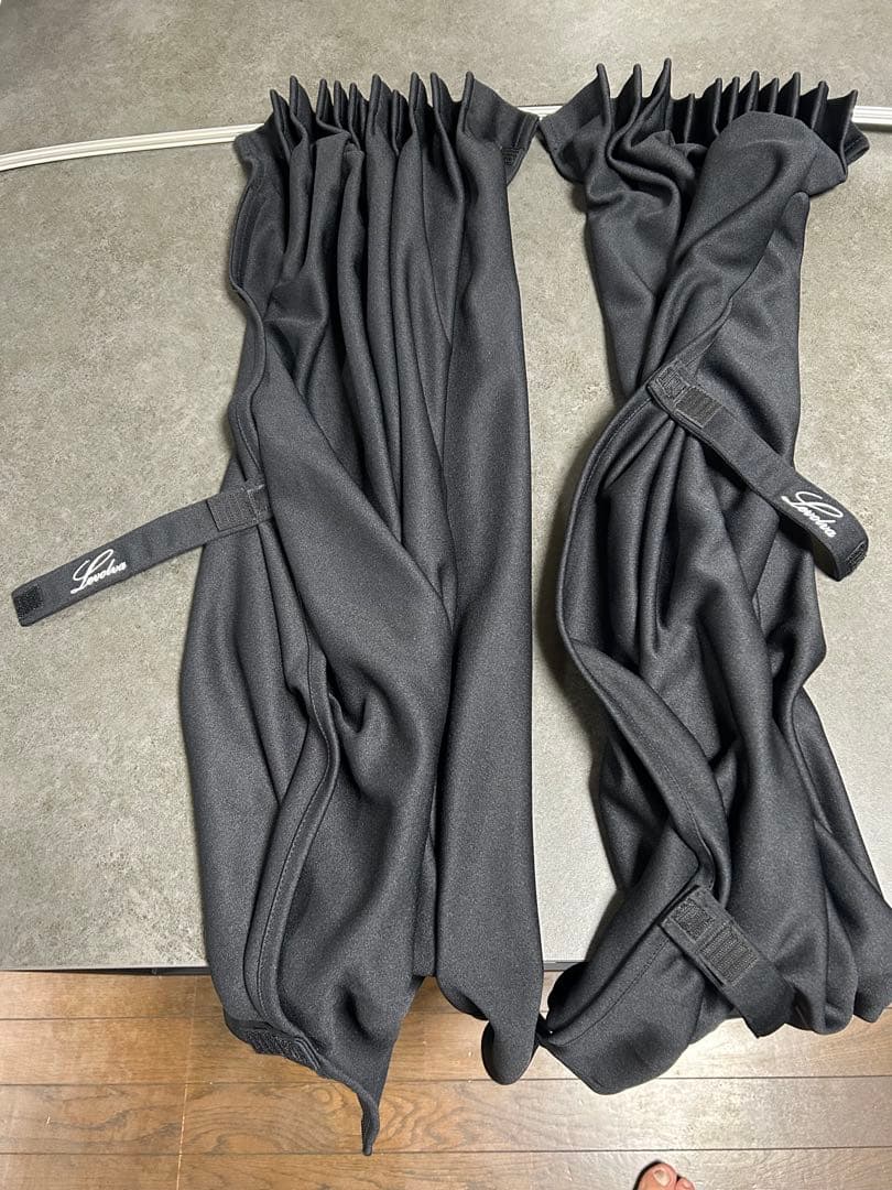 レオン 様40系アルファードセンターカーテン＆三角窓日除