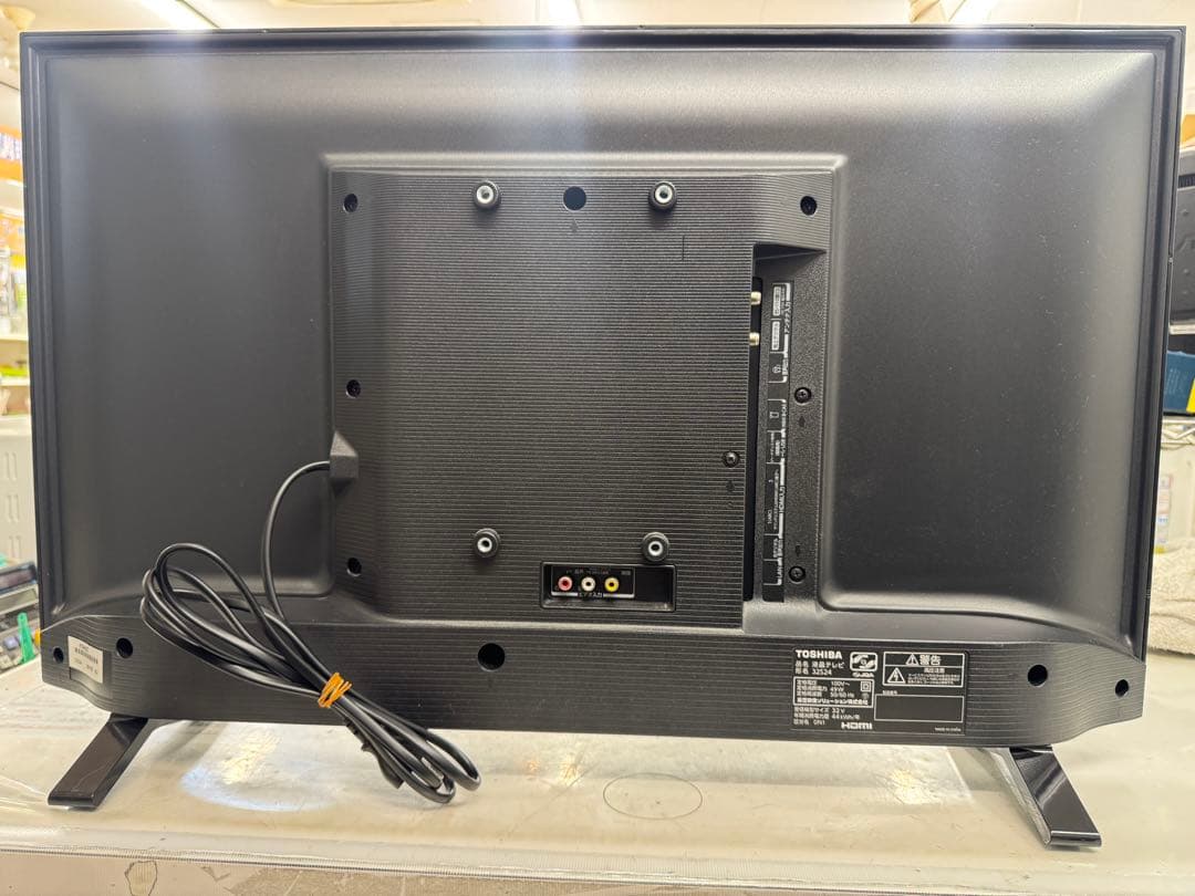 手渡し価格　F116 美品　TOSHIBA 32S24 32型　液晶テレビ