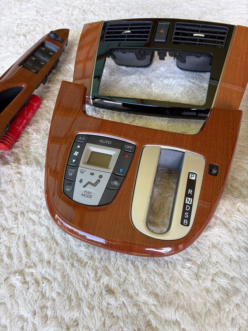 (希少) la100s ムーヴカスタム 木目パネル 純正オプション