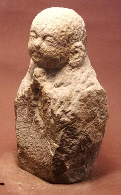 メルカリ出品石地蔵2　NO178