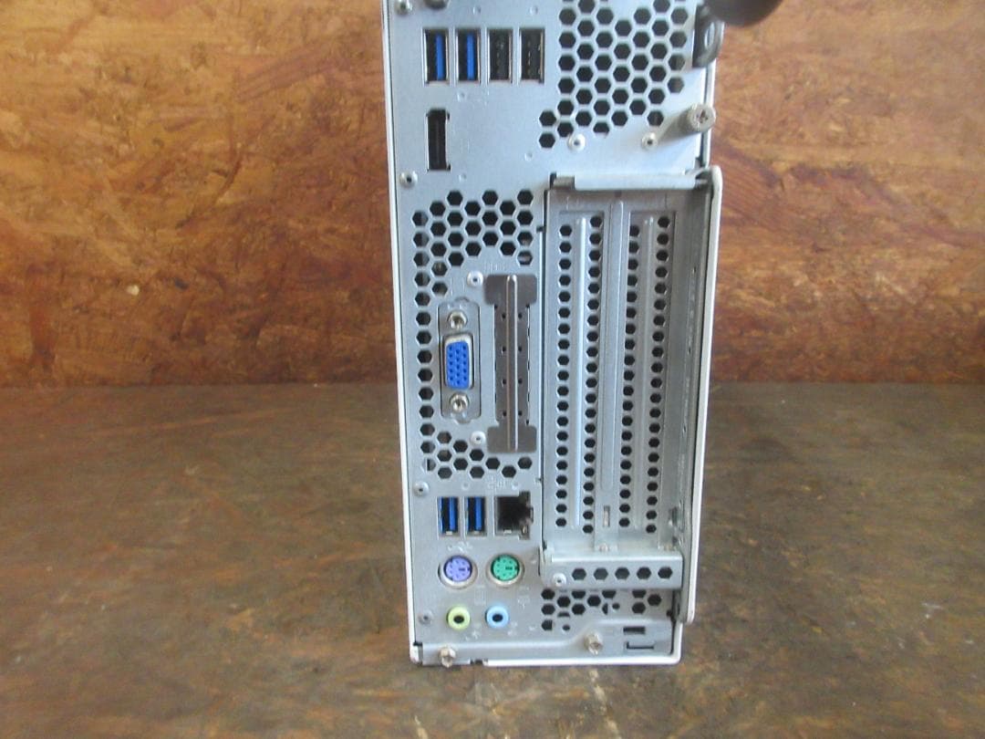 11送料込 富士通 ESPRIMO D588/TX i7 8th Genジャンク