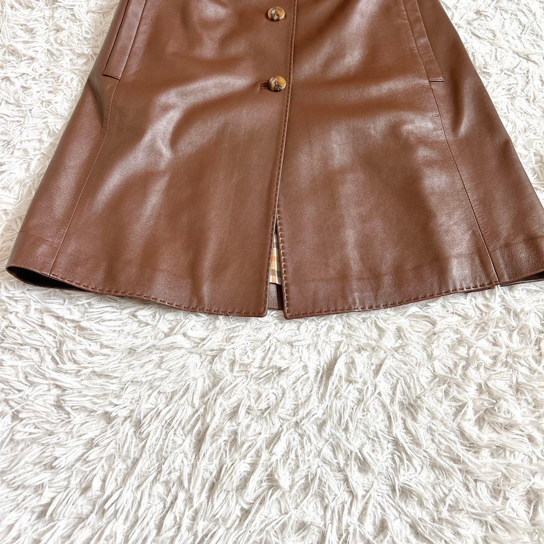 美品⁂ダックス⁂リアルレザーミドル丈コート　ラムレザー　ハウスチェック　茶色　M