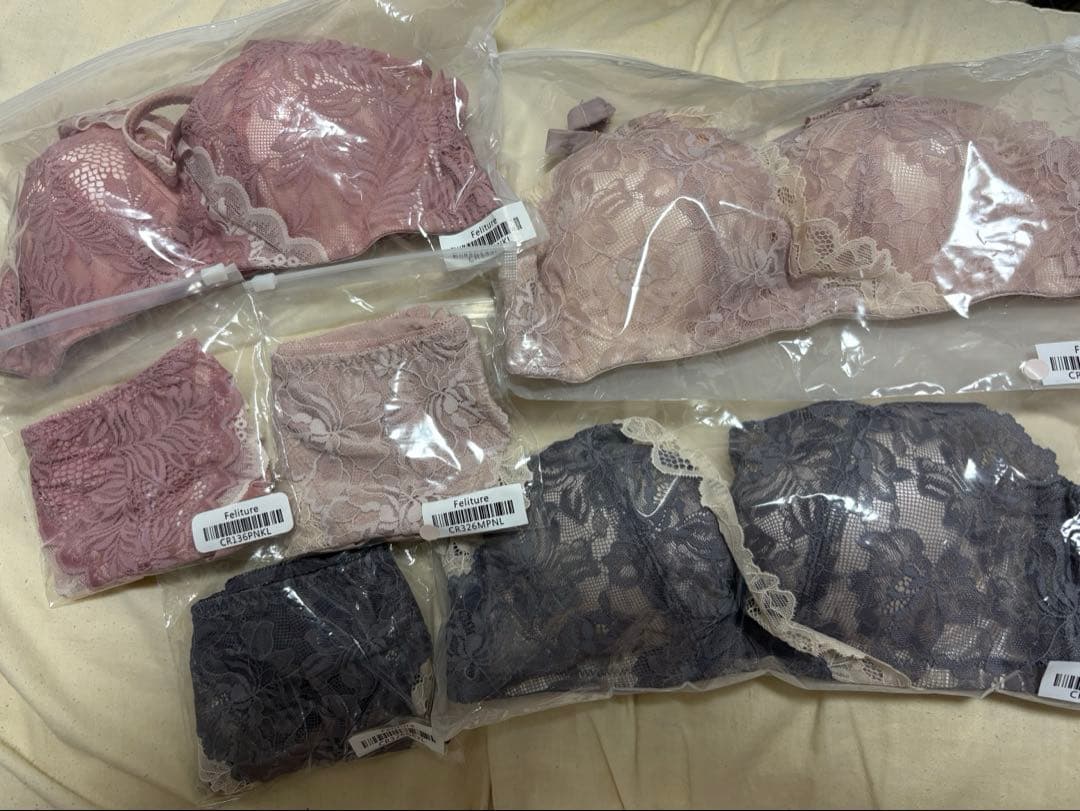 Feliture 極ふわブラ＆ショーツ 3点セット