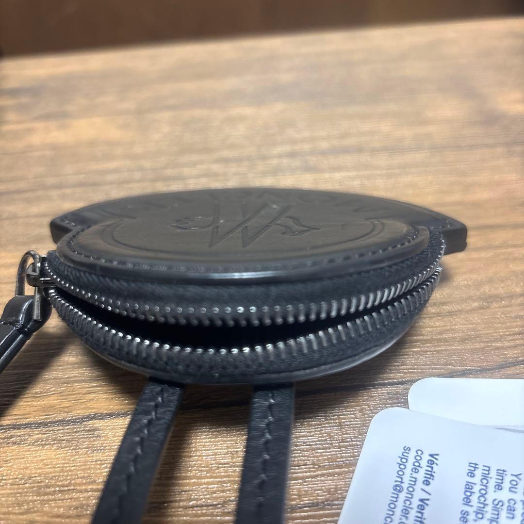 MONCLER LANYARD COO ブラック ケース　TG UNI