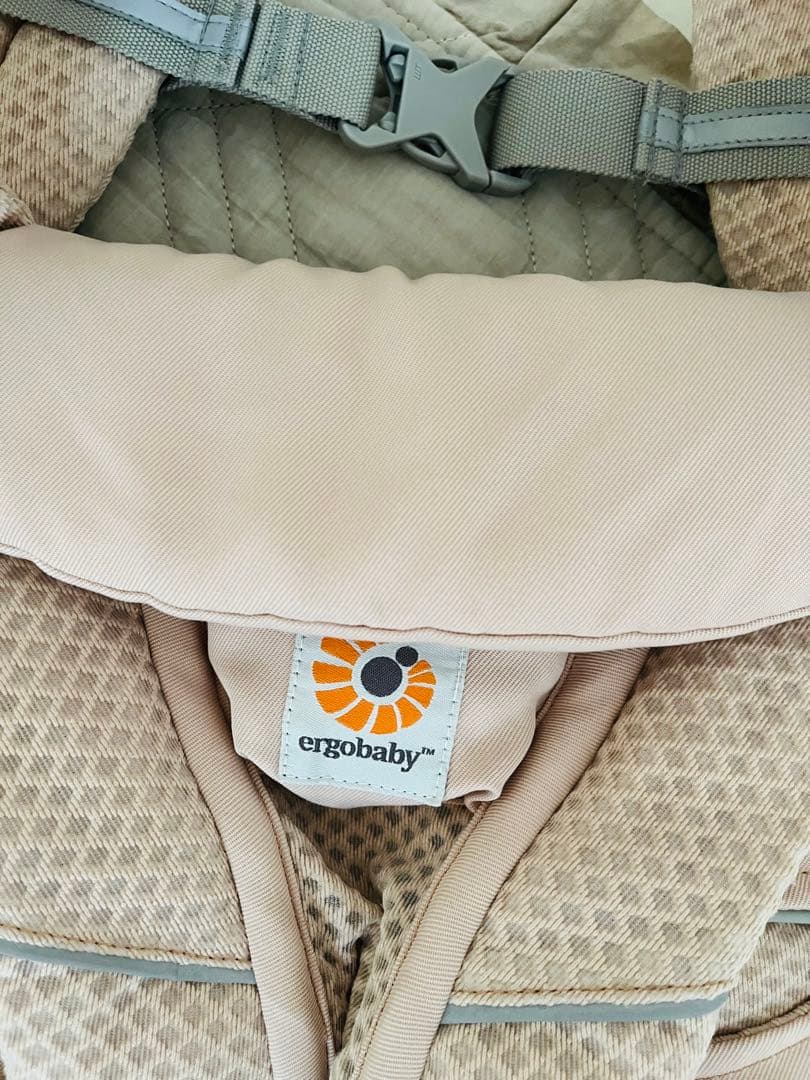 さえエルゴベビーオムニブリーズピンククォーツ