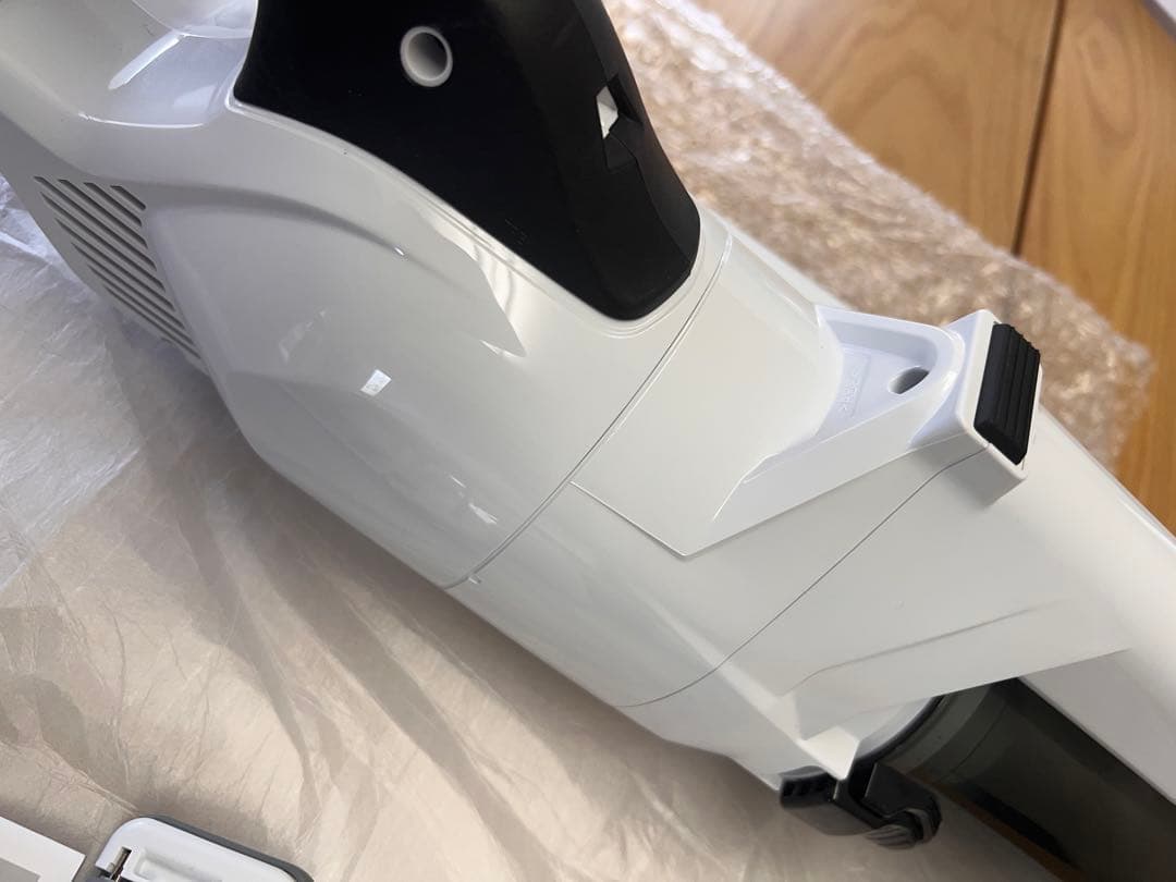 マキタ 充電式クリーナー CL286FD 本体　試運転のみ。