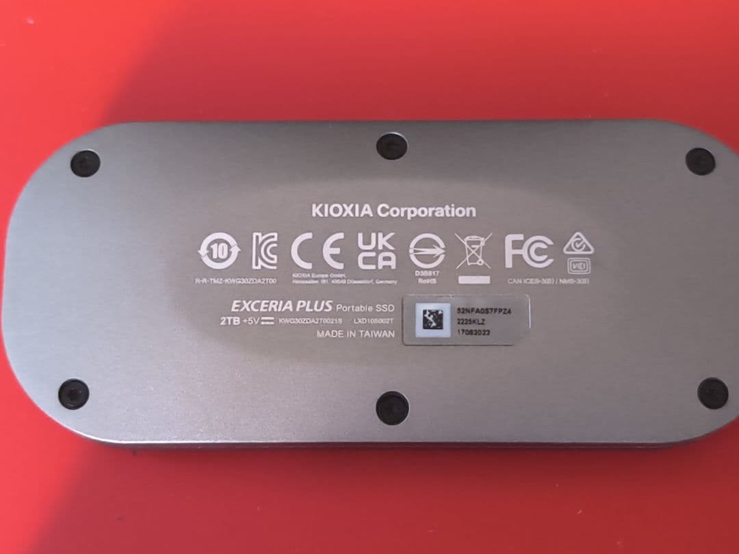 KIOXIA EXCERIA PLUS ポータブルSSD 2TB