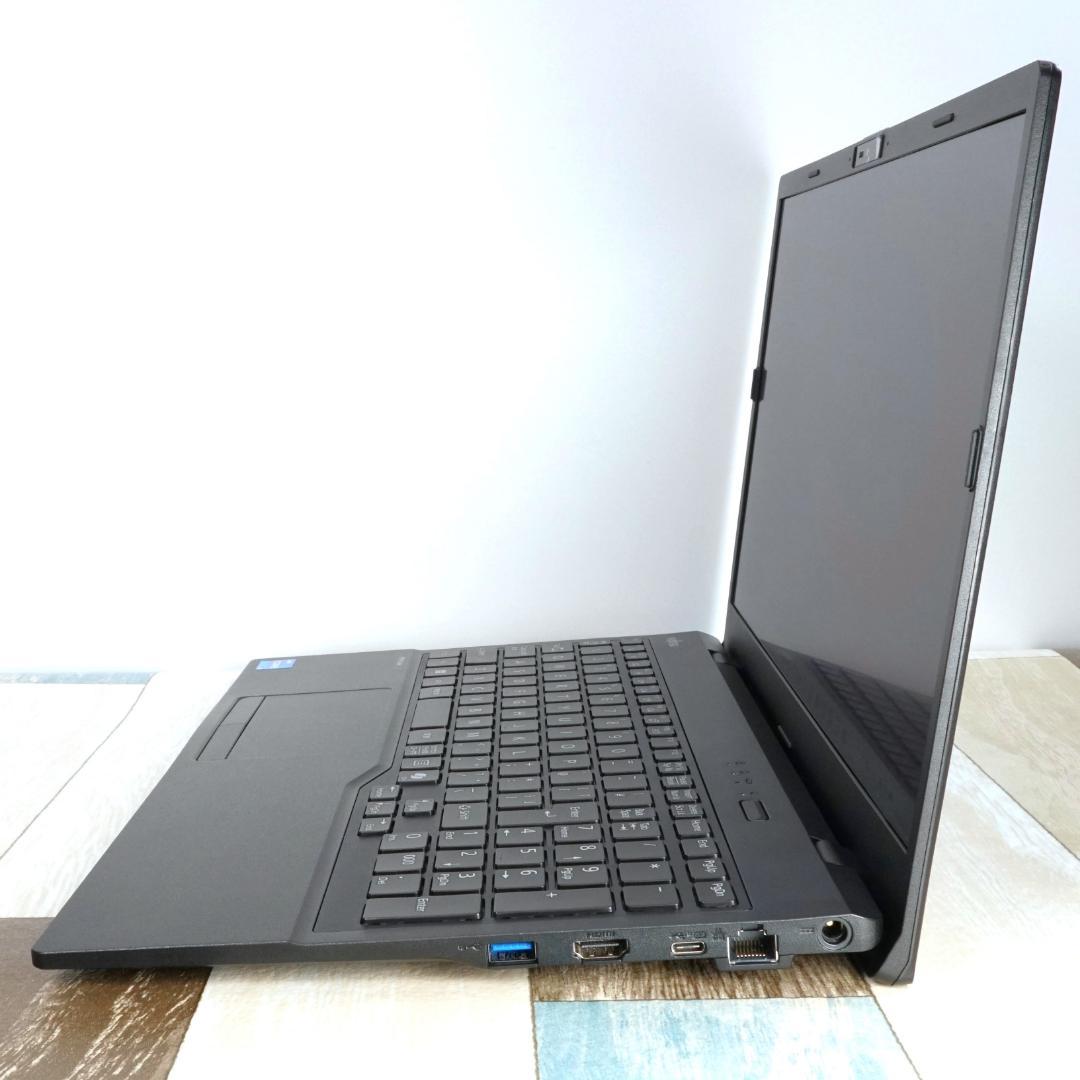 未使用に近いレベルの極美品✨第１２世代コアｉ５に超高速新品ＳＳＤ５１２ＧＢ搭載！