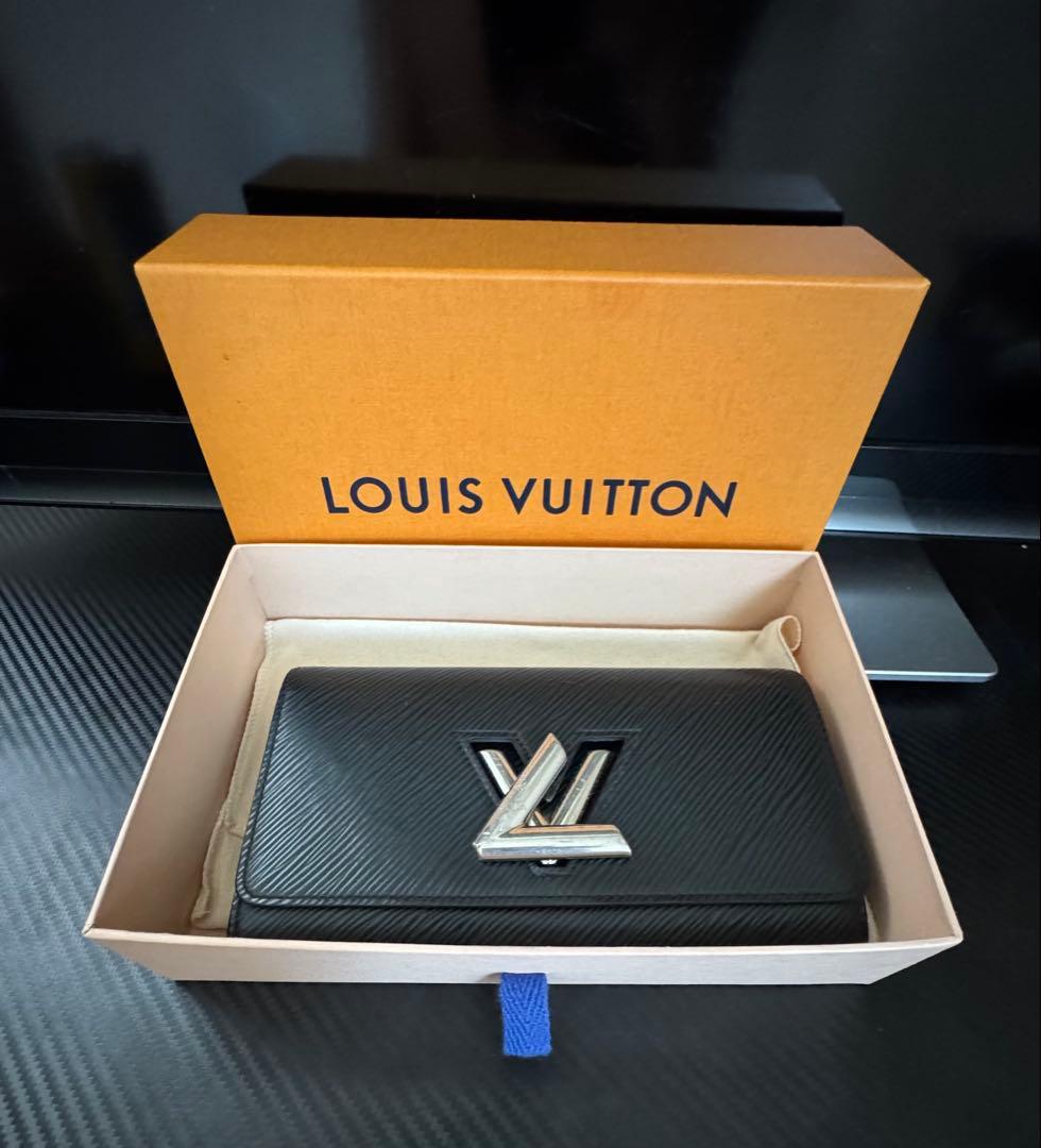 LOUIS VUITTON Vロゴ 長財布 箱付き　ジャンク