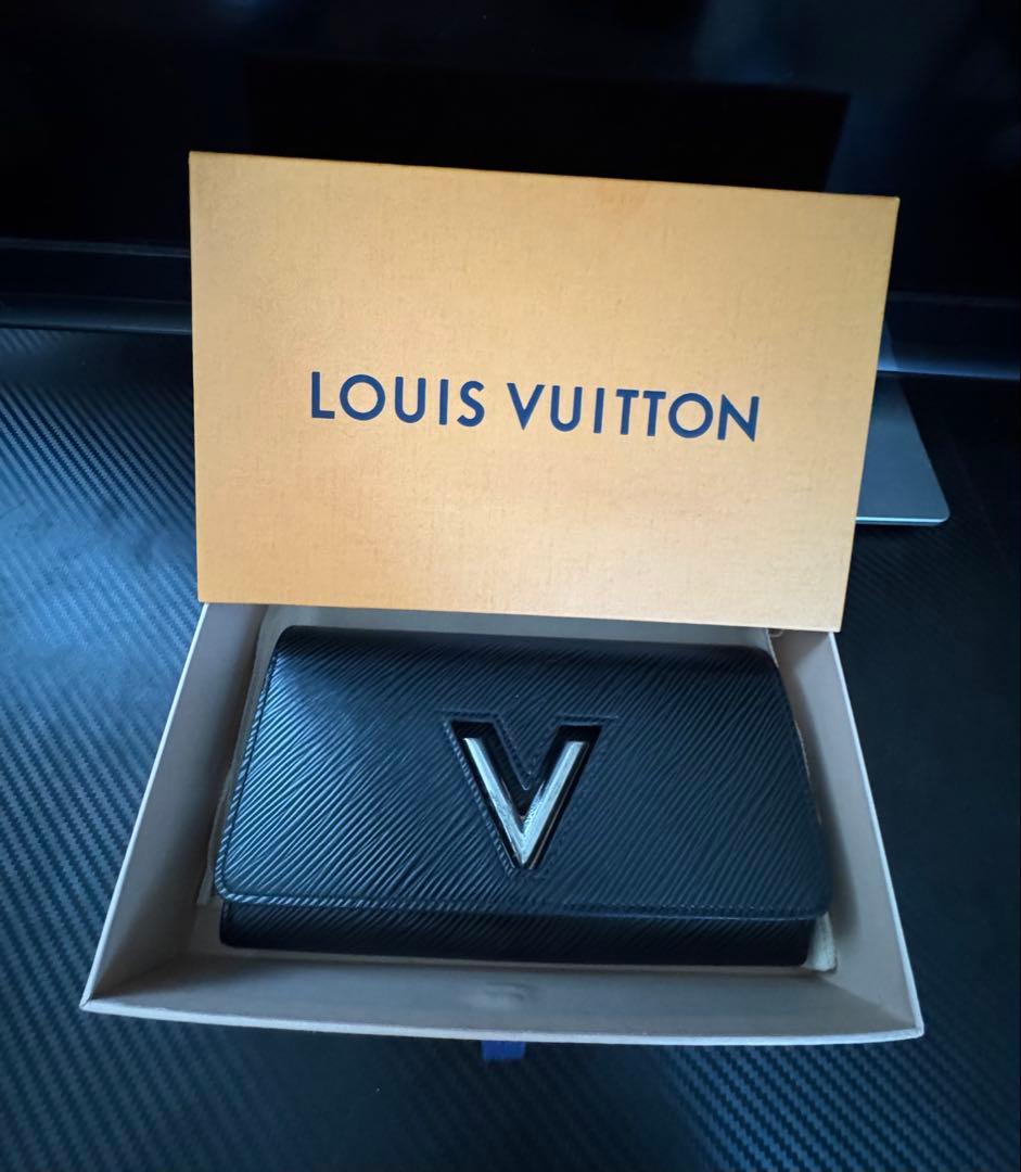 LOUIS VUITTON Vロゴ 長財布 箱付き　ジャンク