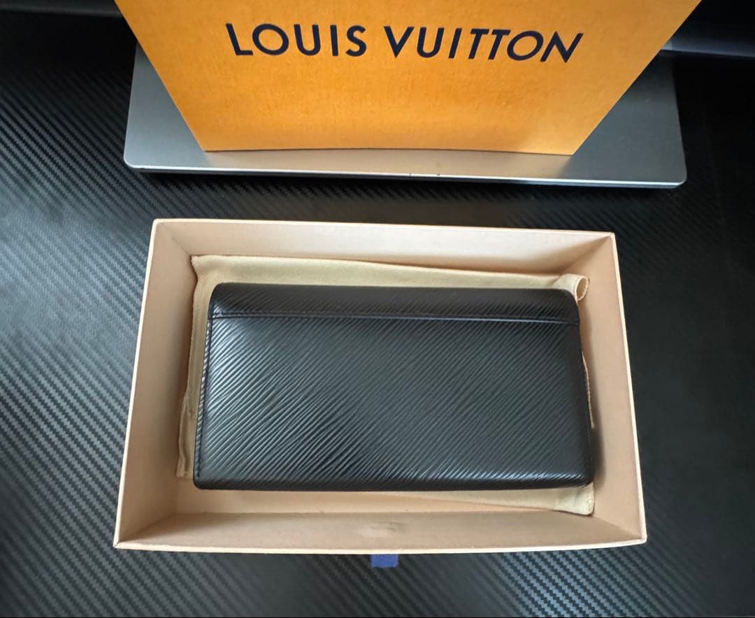 LOUIS VUITTON Vロゴ 長財布 箱付き　ジャンク