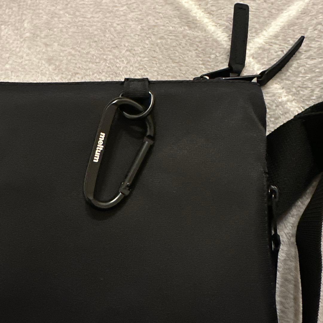 meltum メルタム メッセンジャーバッグ ナイロン ブラック M