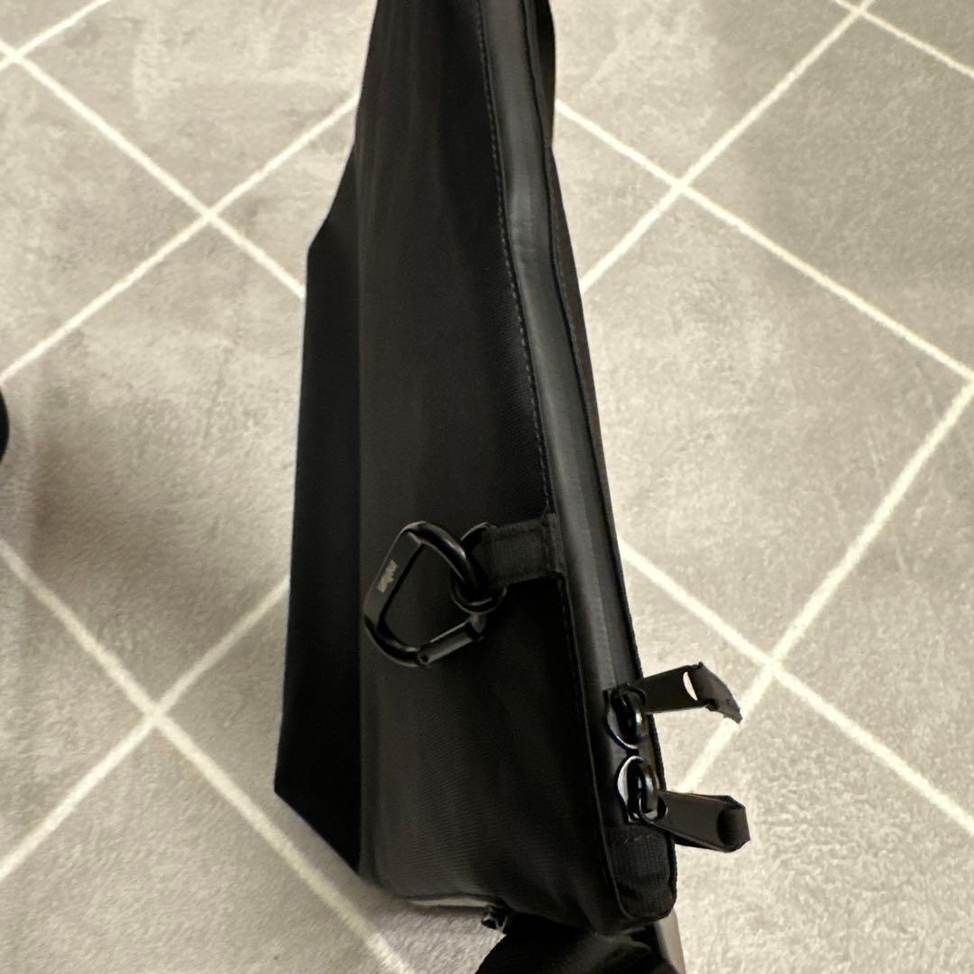 meltum メルタム メッセンジャーバッグ ナイロン ブラック M