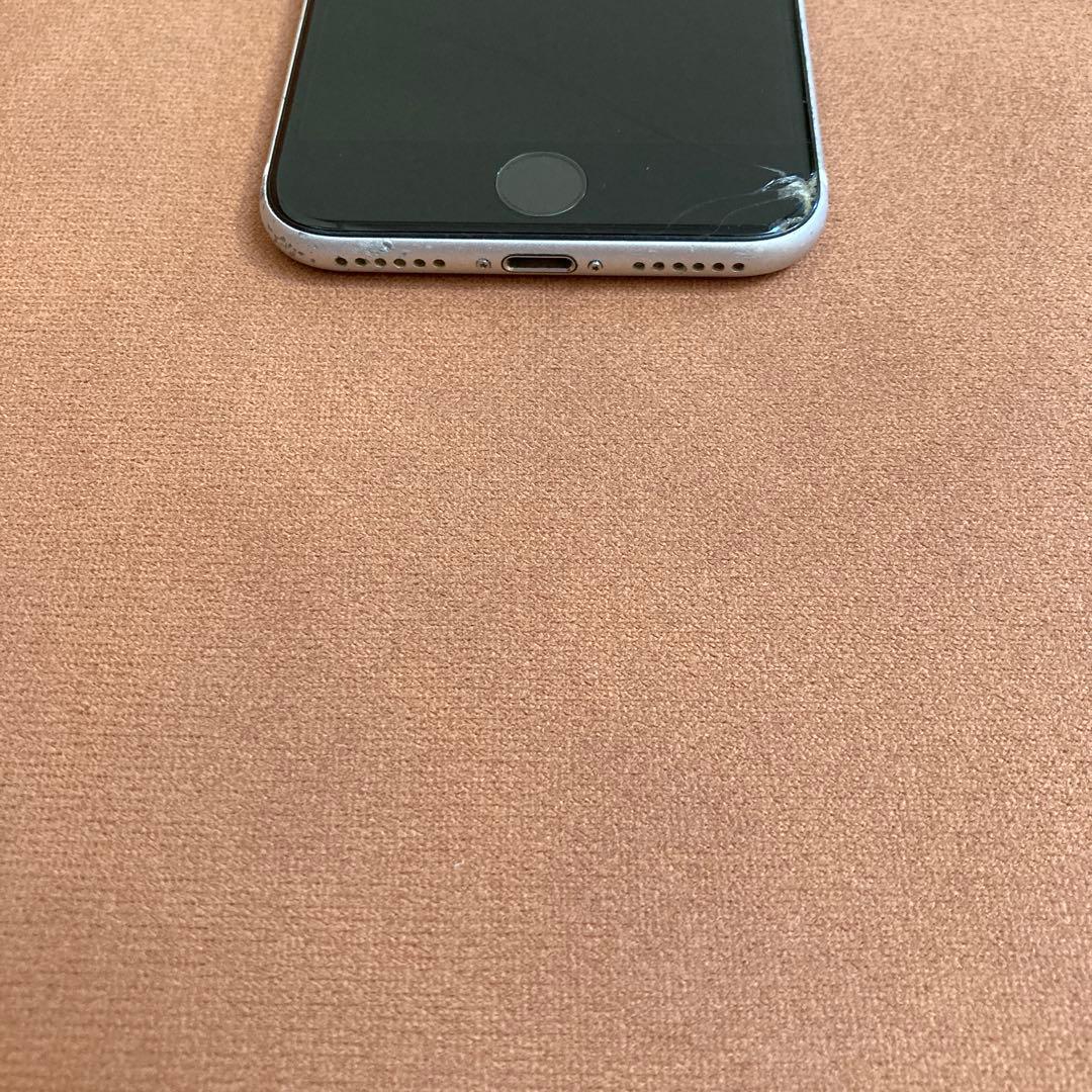 201【早い者勝ち】iPhoneSE2 第2世代 64GB SIMフリー☆