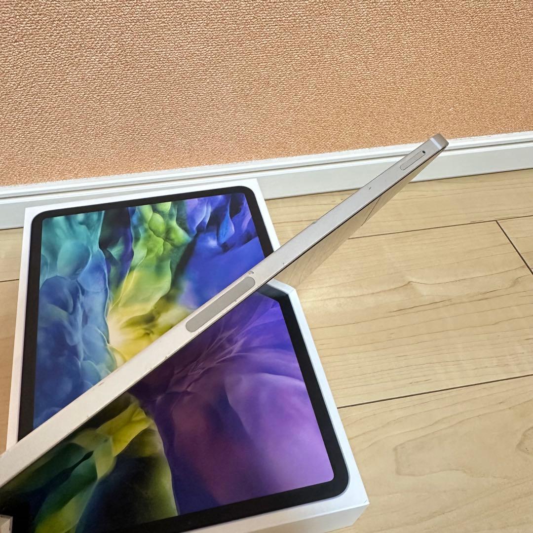 Apple iPad Pro 11インチ (第2世代）スペースグレー