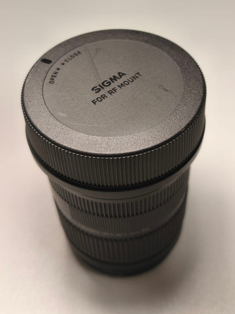 SIGMA 18-50mm F2.8 DC DN（Canon RFマウント）
