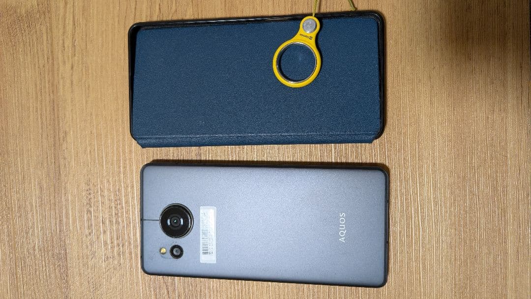 AQUOS sense7 plus BLACK本体　ケース保護フィルム付