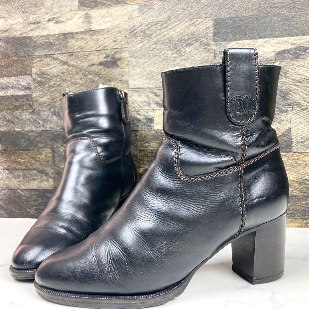 CHANEL ココマーク ムートンブーツ 黒 レザー