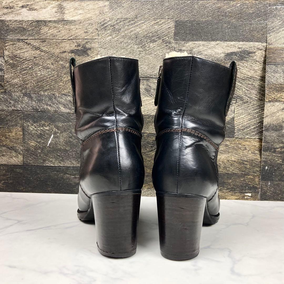 CHANEL ココマーク ムートンブーツ 黒 レザー