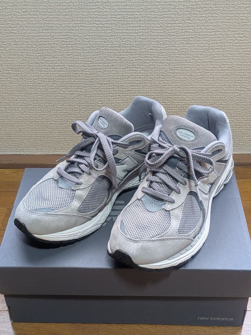 靴 New Balance 2002R M2002RST