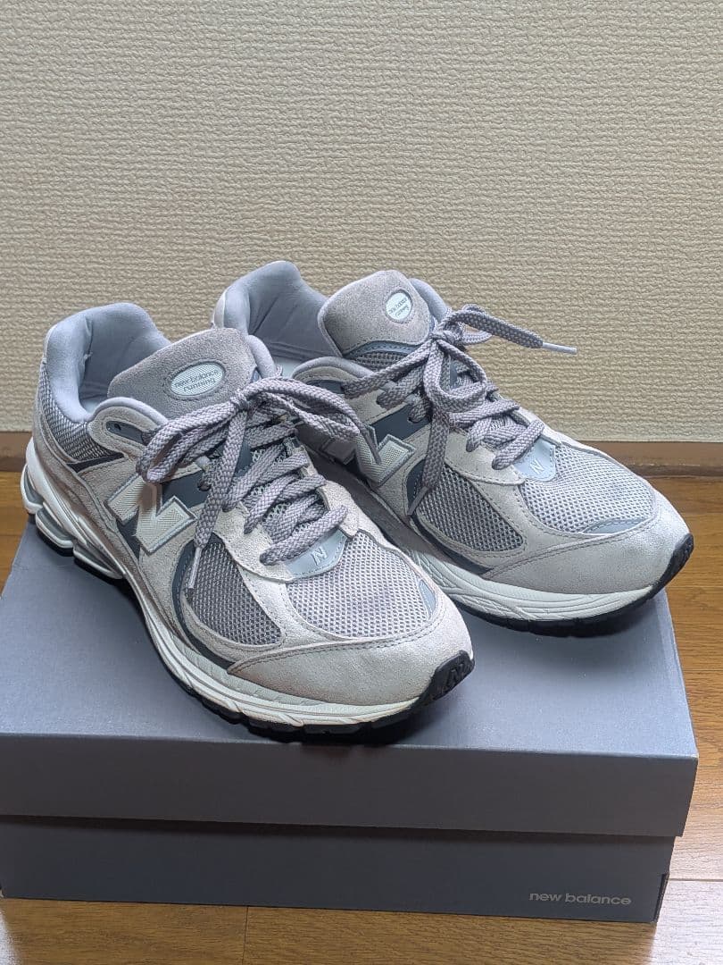 靴 New Balance 2002R M2002RST