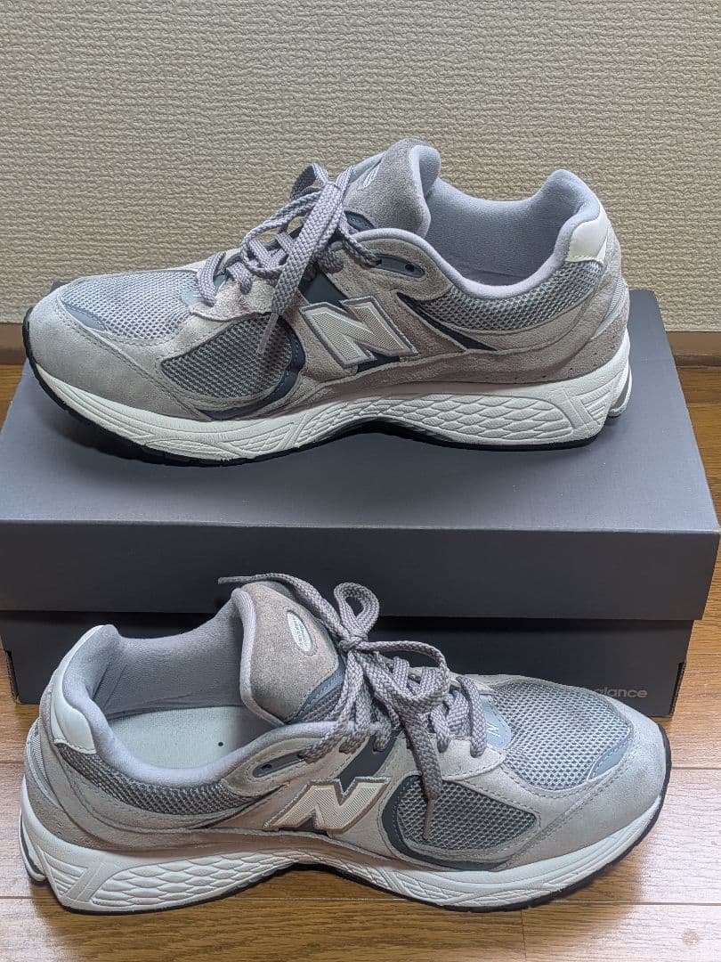 靴 New Balance 2002R M2002RST