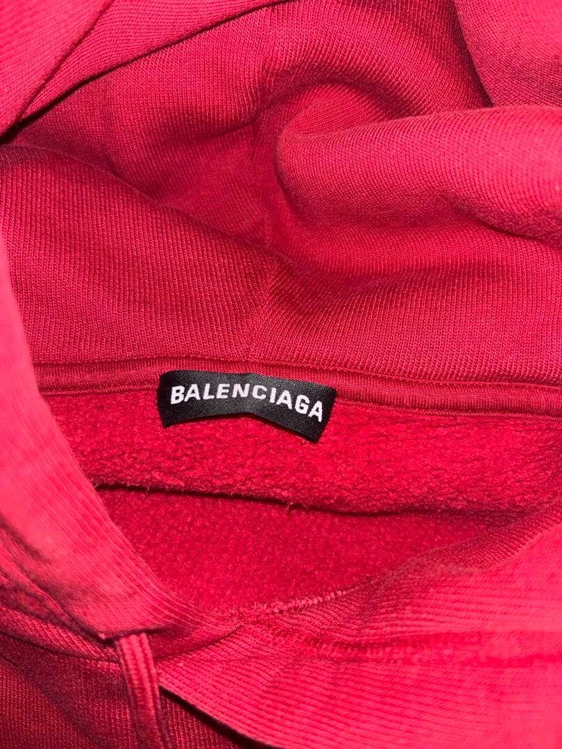 BALENCIAGA レッド パーカー ロゴ入り