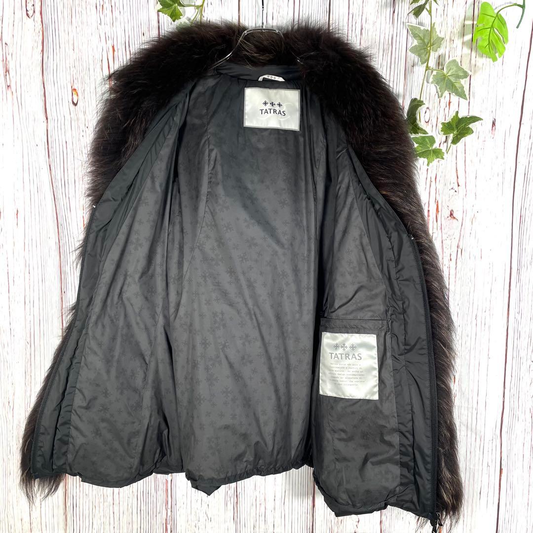 【人気】タトラスダウンジャケットダウンコート　黒　ファー　ラクーン　ロゴRライン