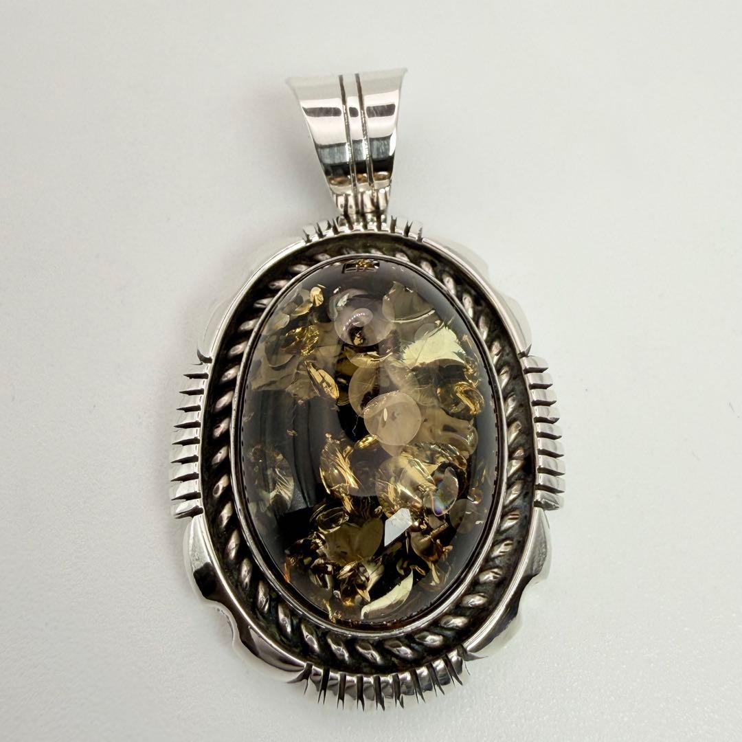 ◆【極美品】SILVER925 ナバホ族 大粒 グリーンアンバー ペンダント