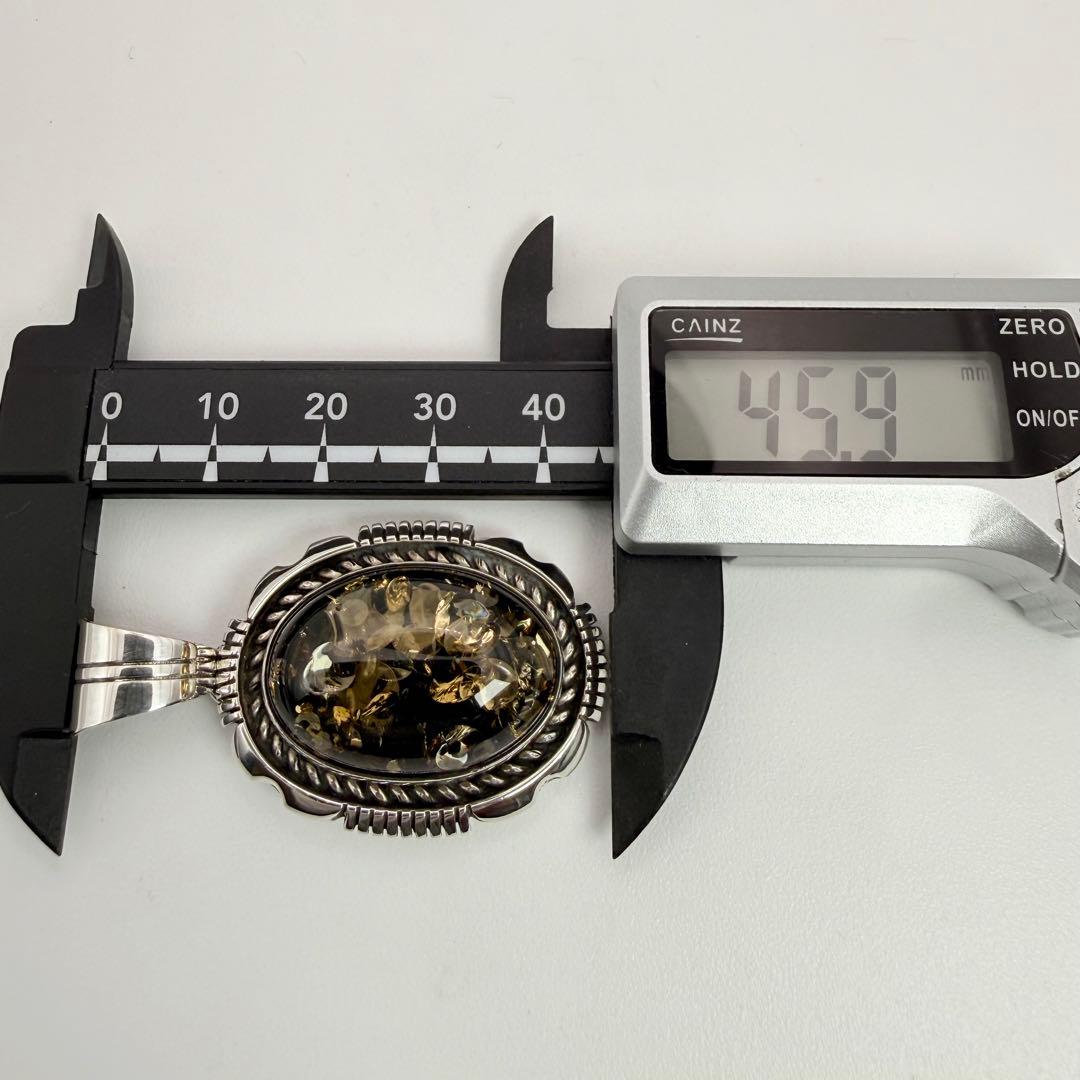 ◆【極美品】SILVER925 ナバホ族 大粒 グリーンアンバー ペンダント