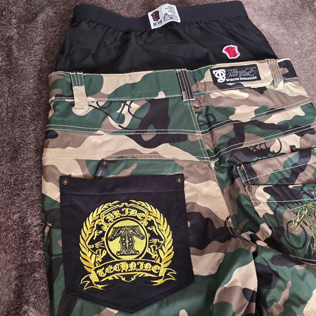 ポケカTECHNINE★スノーボードウェア★迷彩★ズボン