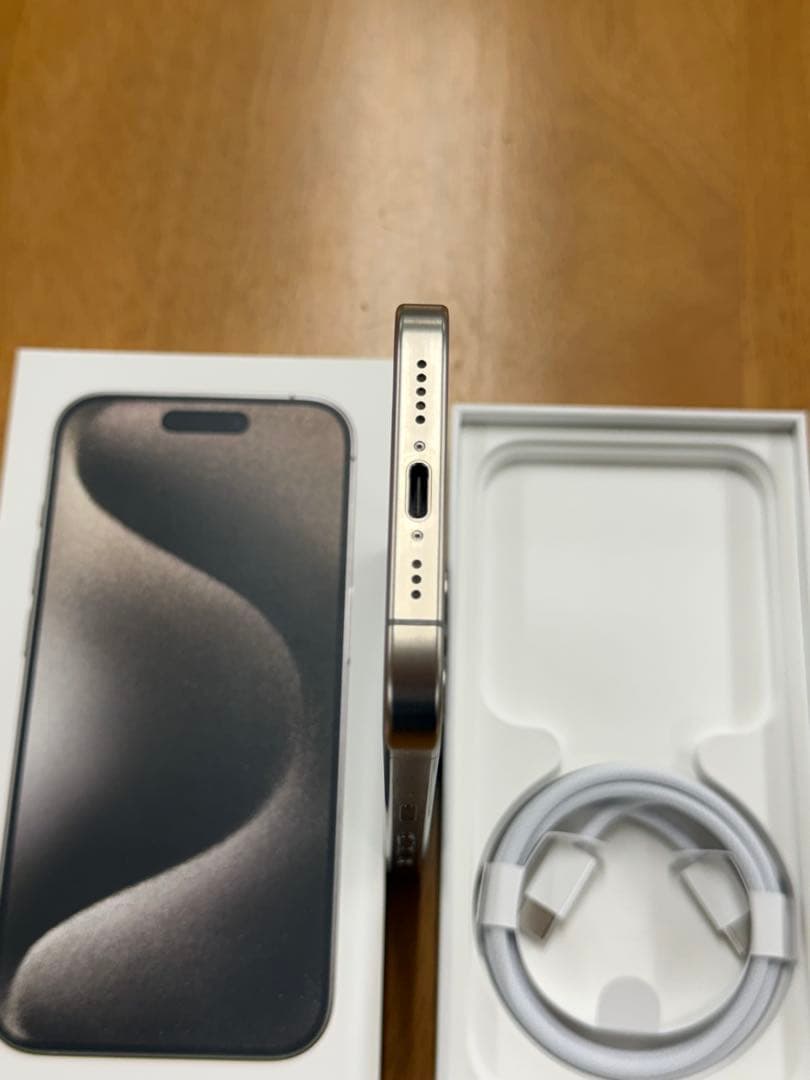 iPhone15Pro 256GB ナチュラルチタニウム