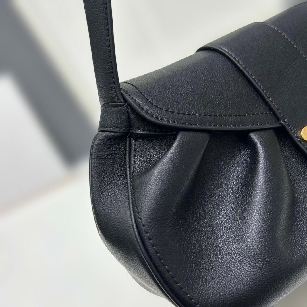 POLLY Bag ポリー ショルダーバッグ