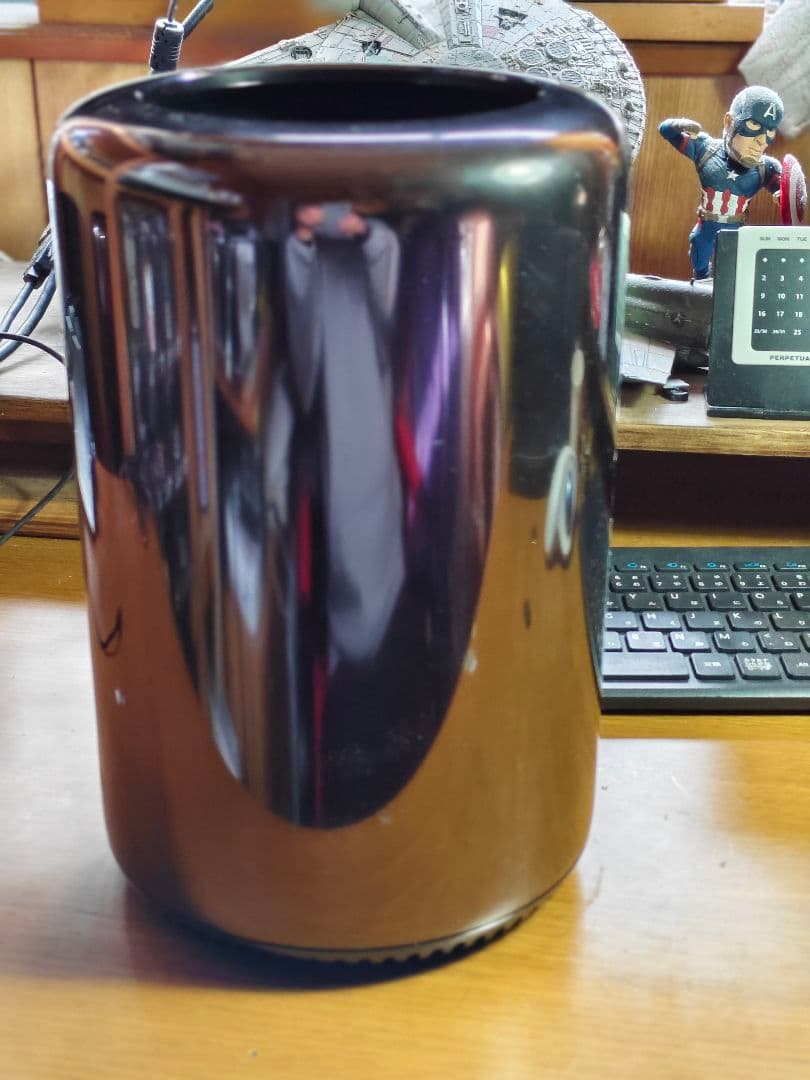 送料込みMac Pro 2013 12コア メモリ32GB SSD250GB