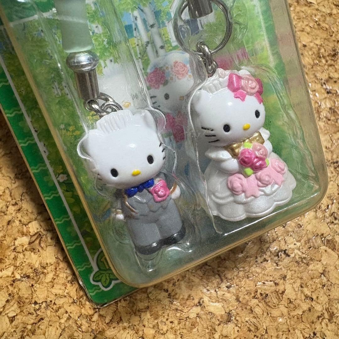 ご当地キティ　信州限定　軽井沢バージョン　ペアストラップ